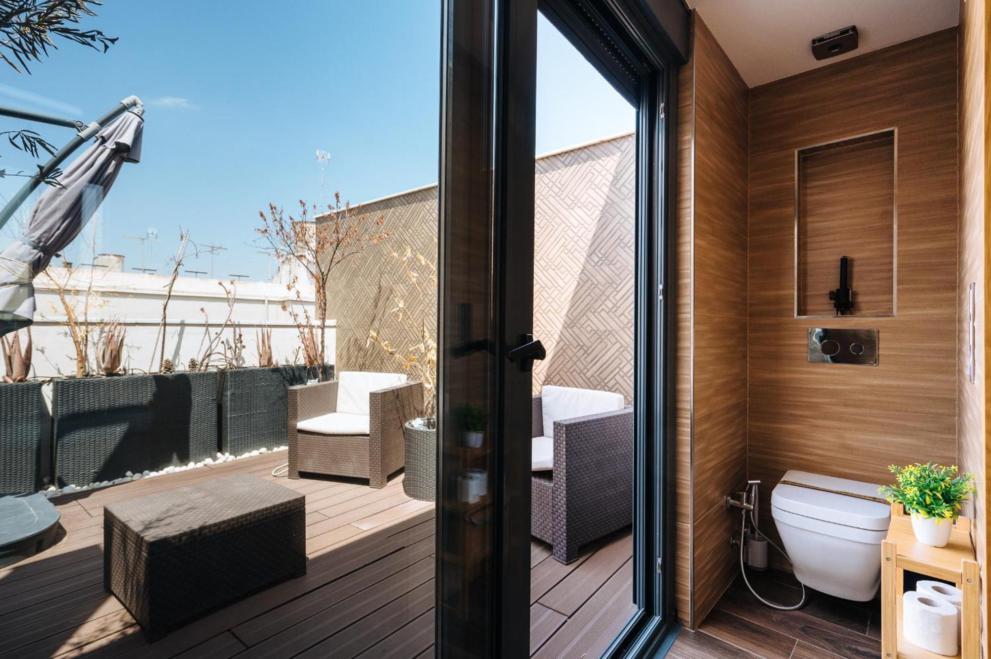 Elegant Duplex 3 Master Bedrooms And Private セビリア エクステリア 写真
