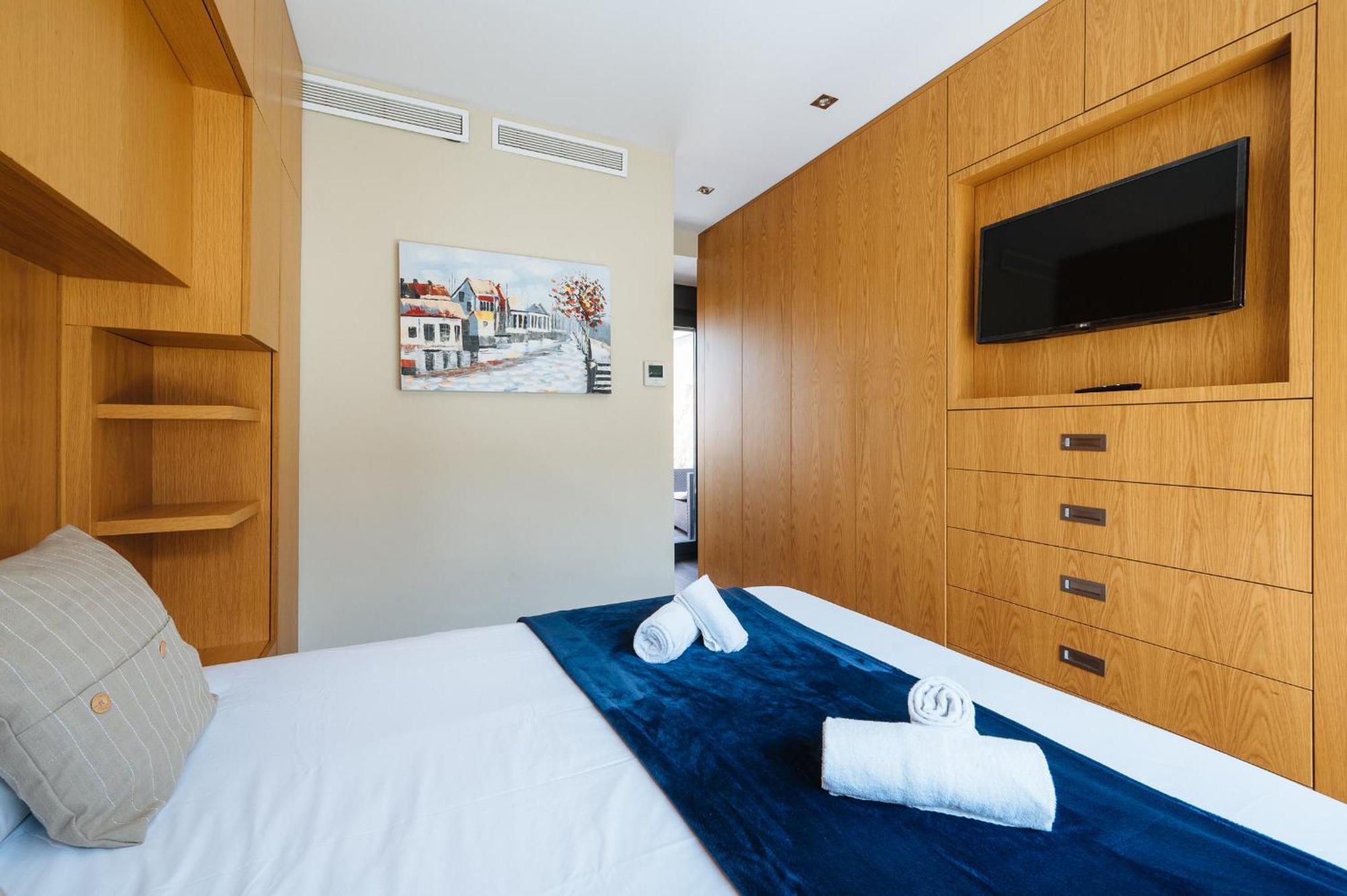 Elegant Duplex 3 Master Bedrooms And Private セビリア エクステリア 写真