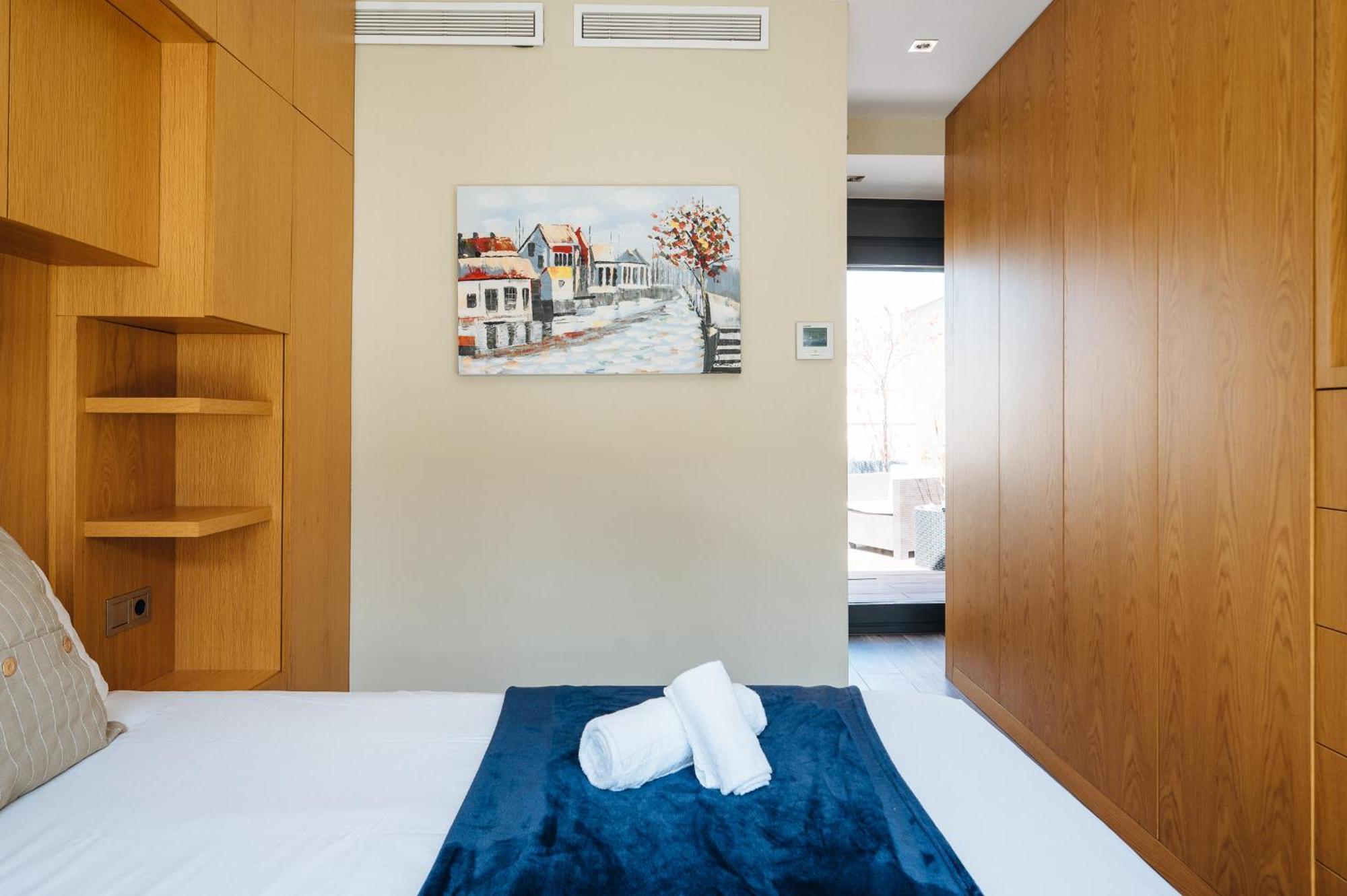 Elegant Duplex 3 Master Bedrooms And Private セビリア エクステリア 写真
